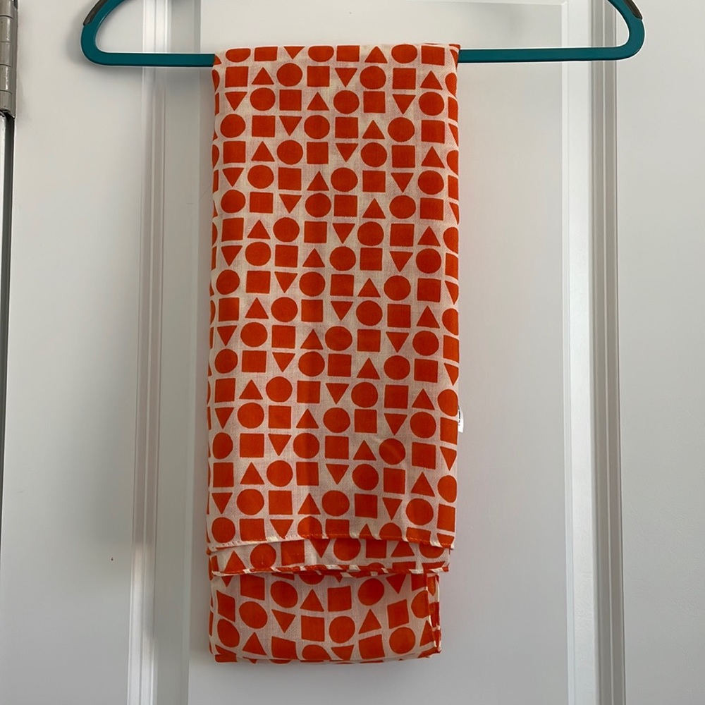 Uniqlo soft scarf